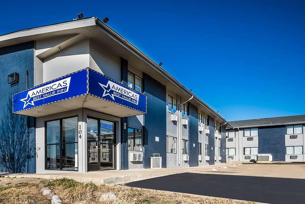 Americas Best Value Inn East Peoria מראה חיצוני תמונה