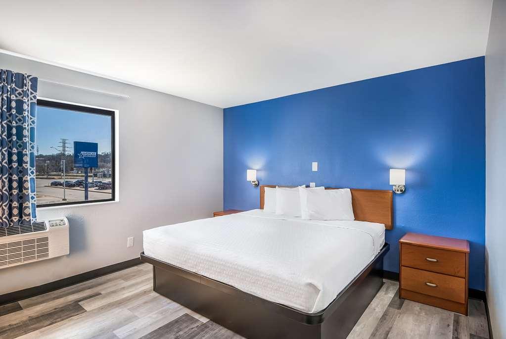 Americas Best Value Inn East Peoria חדר תמונה