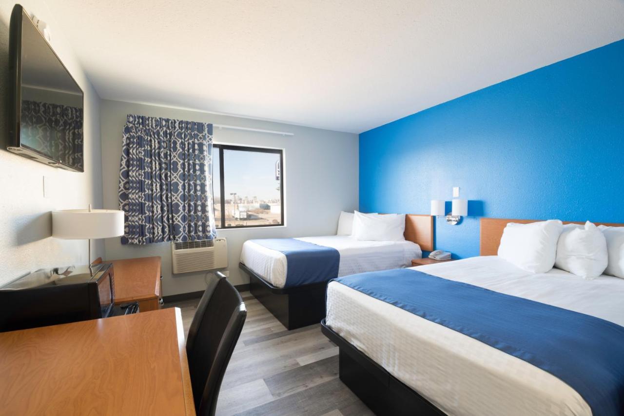 Americas Best Value Inn East Peoria מראה חיצוני תמונה